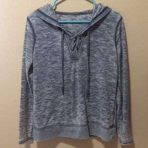 Hooded top with lace up chest